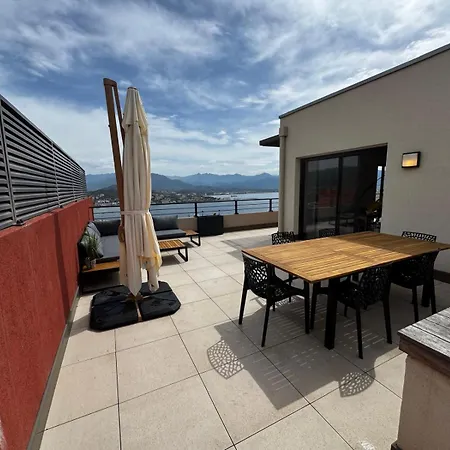 Superbe T3 Avec Rooftop Vue Et Montagne Apartament Ajaccio (Corsica)