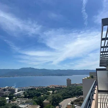 Superbe T3 Avec Rooftop Vue Et Montagne Lejlighed Ajaccio (Corsica)