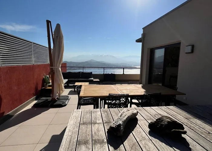 Appartamento Superbe T3 Avec Rooftop Vue Et Montagne